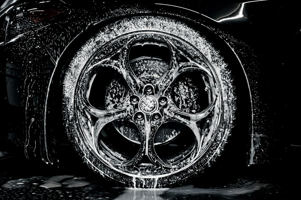 Back to Fresh: Refresh Maintenance